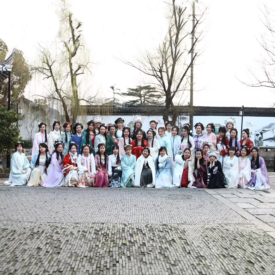 e1235849599728f370337816f5a22c4a e1235849599728f370337816f5a22c4a